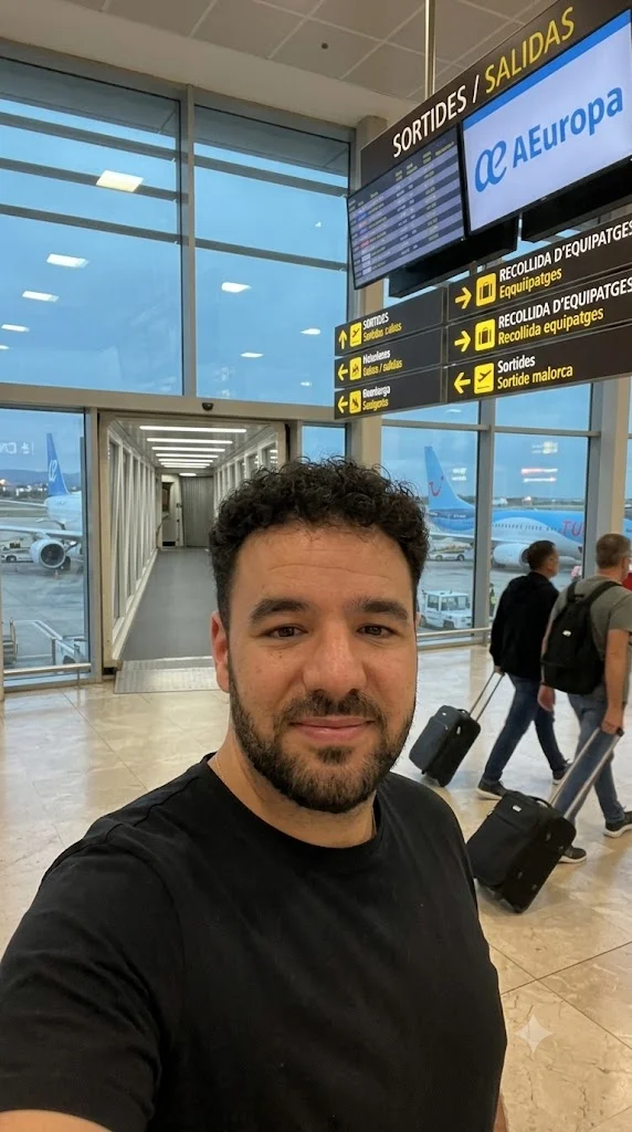 Vídeo viral: La eterna caminata para salir del Aeropuerto de Palma en la que te haces viejo
