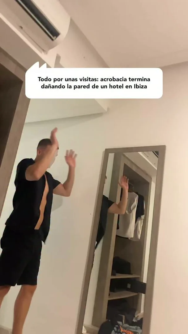 La obsesión por la viralidad: golpea mobiliario de un hotel en Ibiza