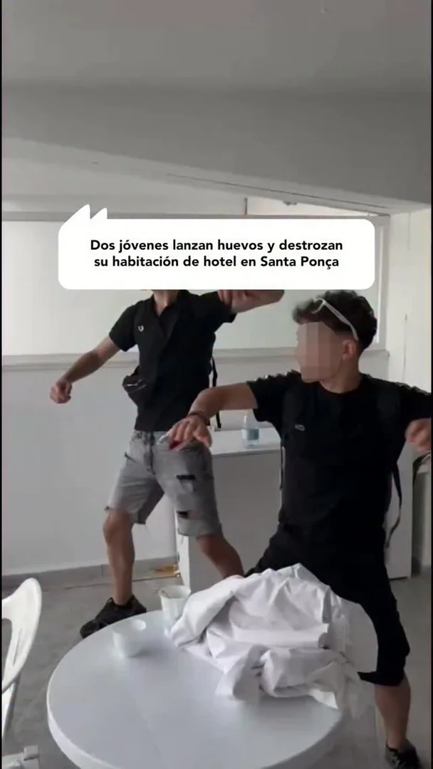 Tiran huevos y destrozan su habitación de hotel en Santa Ponça