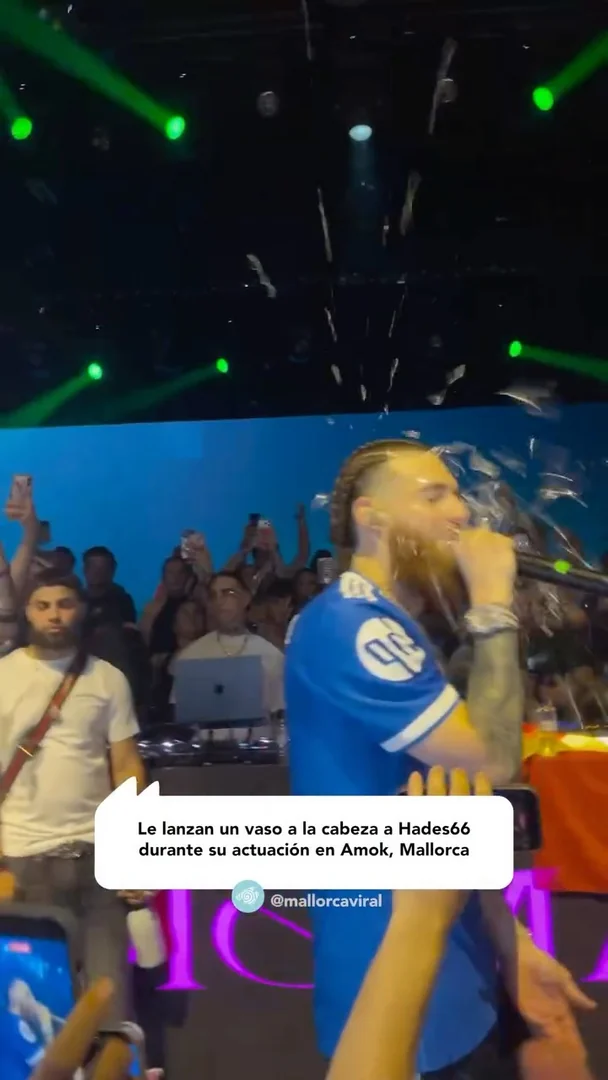 Tensión en la sala Amok: agreden al cantante Hades66 durante su actuación