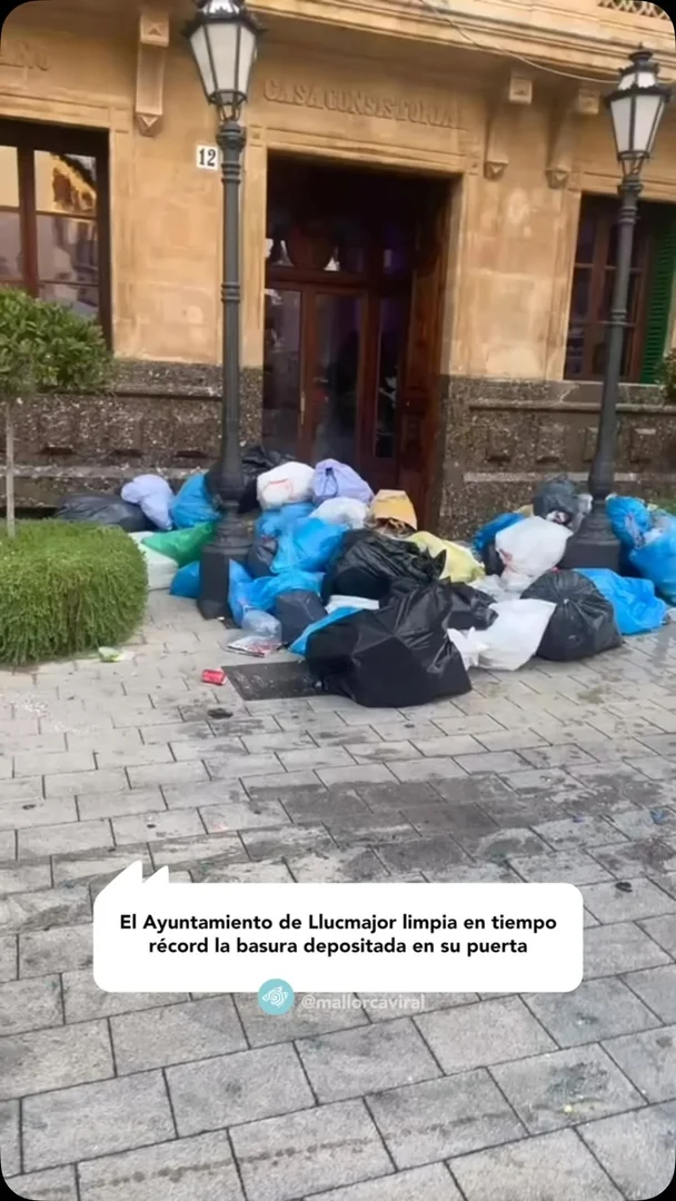 El Ayuntamiento de Llucmajor limpia en tiempo récord la basura depositada en su puerta