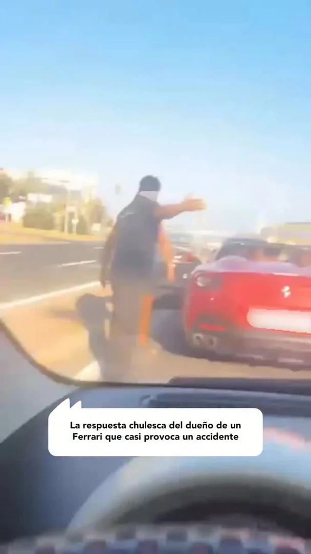 La respuesta chulesca del dueño de un Ferrari que casi provoca un accidente