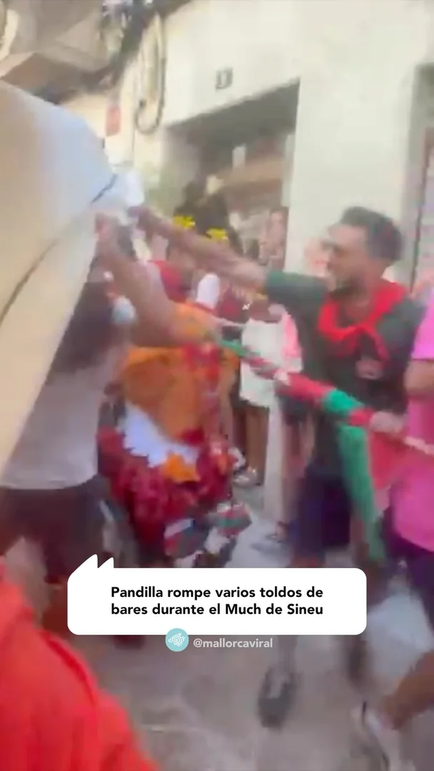 Pandilla rompe varios toldos de bares durante el Much de Sineu