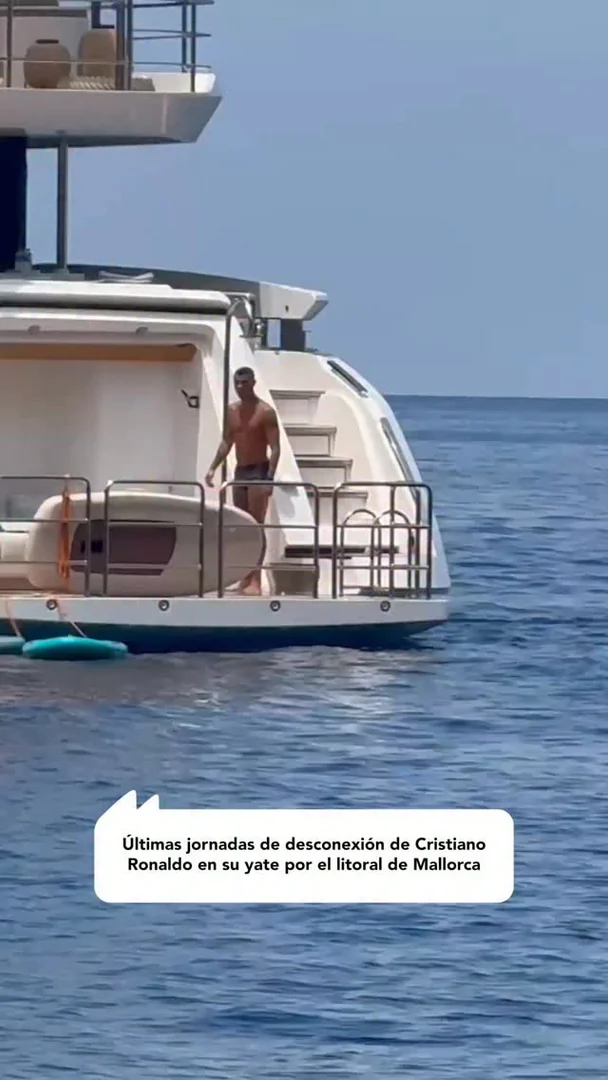 Últimas jornadas de desconexión de Cristiano Ronaldo en su yate por el litoral de Mallorca